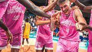 BALLE ORANGE - L’Elan toujours leader. Basket Landes trébuche